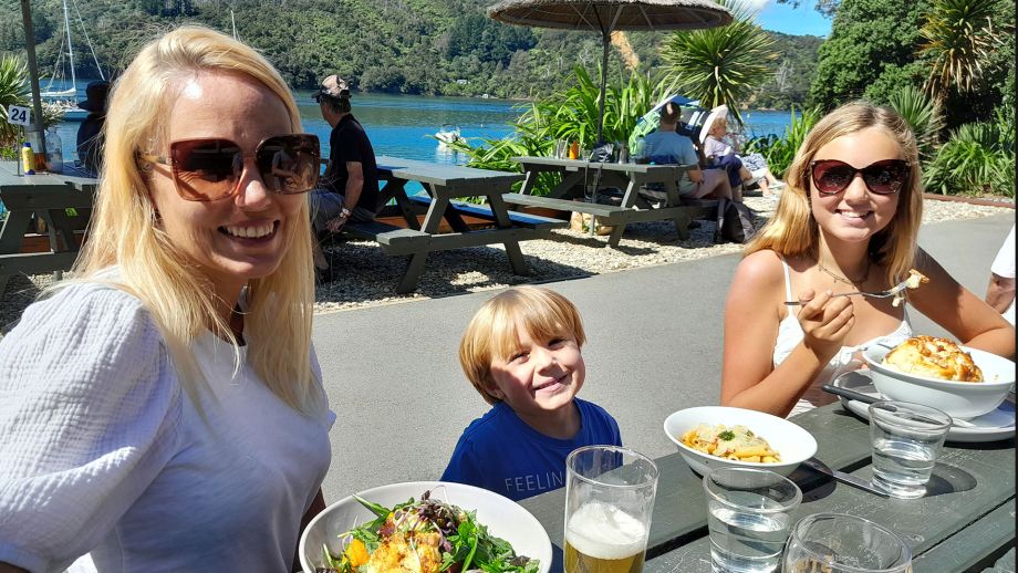 Lunch in the sun on the front deck of Lochmara Lodge